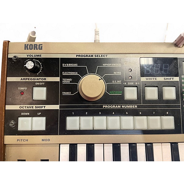 Used KORG Micro Korg 37 Key Synthesizer