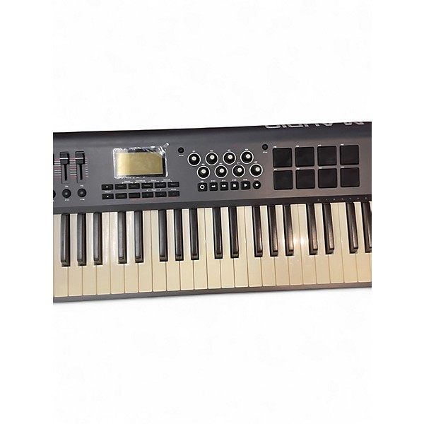 Used M-Audio Axiom 61 Key MIDI Controller