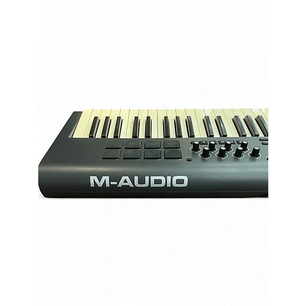 Used M-Audio Axiom 61 Key MIDI Controller