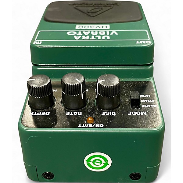 Used Behringer UV300 Ultra Vibrato Effect Pedal