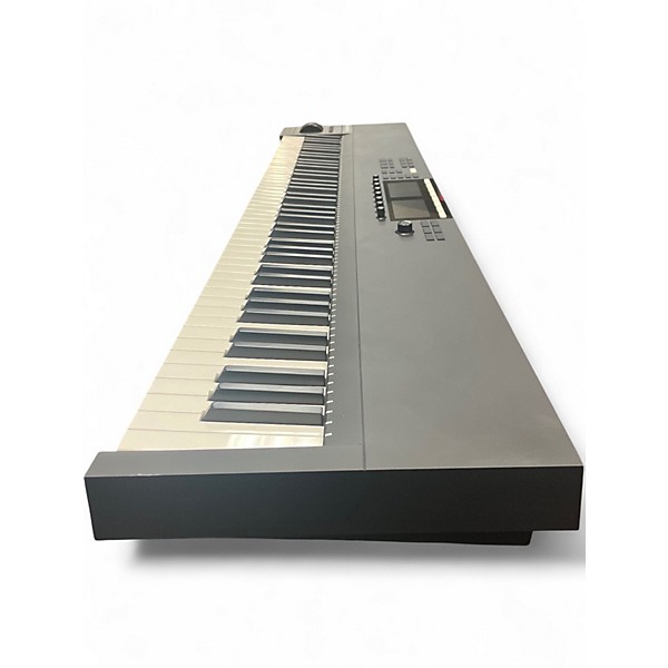 Used Native Instruments Komplete Kontrol S88 MK2 MIDI Controller