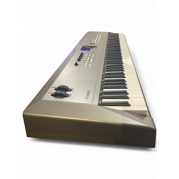 Used Yamaha MM8 88 Key Synthesizer