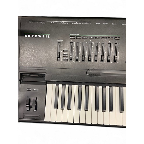Used Kurzweil k2500 Keyboard Workstation