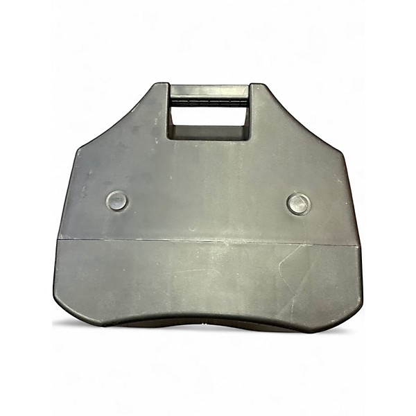 Used Harbinger V2215 Powered Speaker