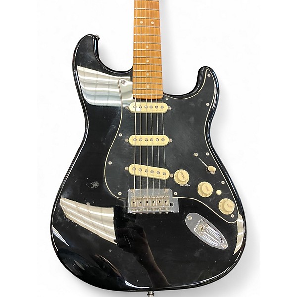 Used 2018 Fender Deluxe Stratocaster Black Solid Body Electric Guitar