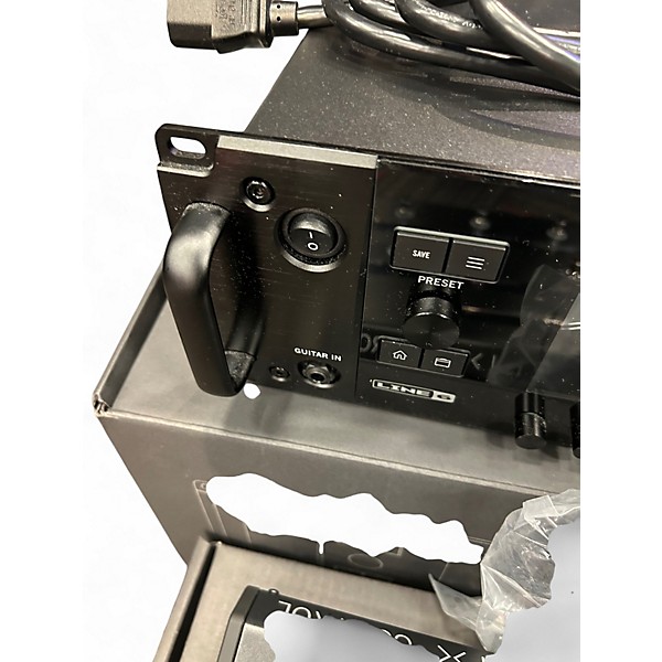 Used Line 6 Helix Rack Rackmountable Multi-Effects Processor With Foot C Effect Processor