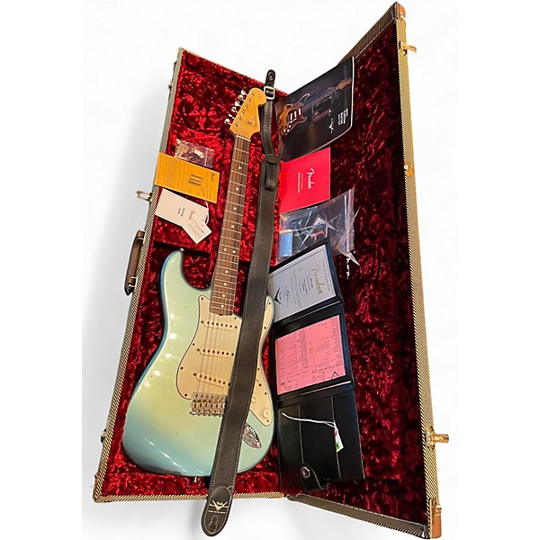 Used 2022 Fender Custom Shop 1963 Stratocaster Journeyman Hvy Relic  Sherwood Green Metallic Solid Body Electric Guitar