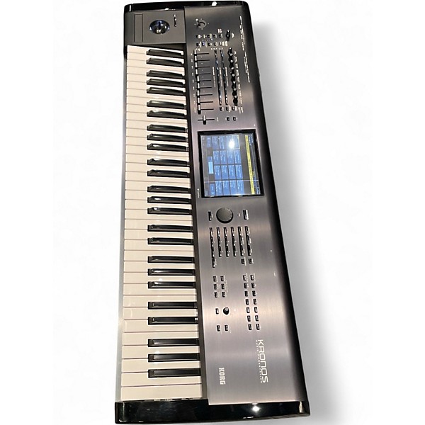 Used KORG Kronos X61 61 Key Keyboard Workstation