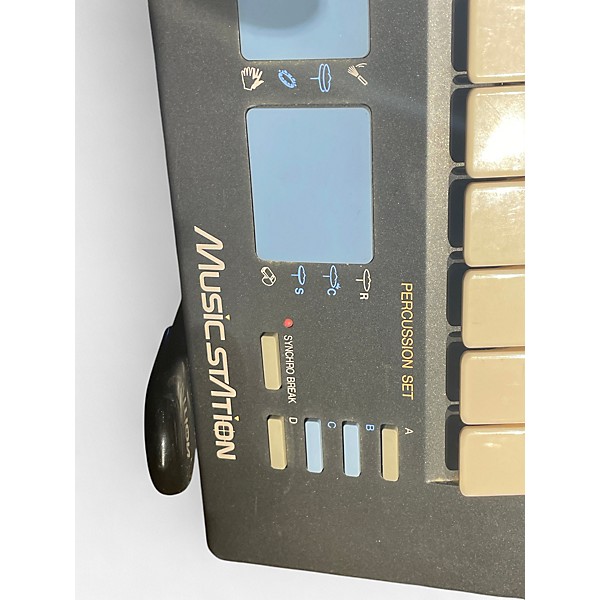 Used Yamaha 1980s PortaSound PSS-680 Music Station Synthesizer