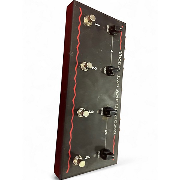 Used Voodoo Lab amp switcher Pedal