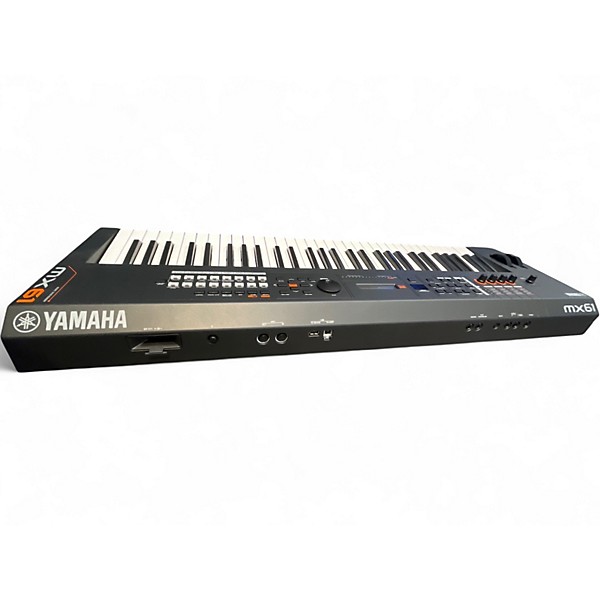 Used Yamaha MX61 61 Key Keyboard Workstation