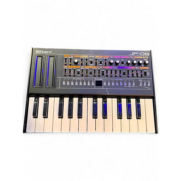 Used Roland jp-08 Synthesizer