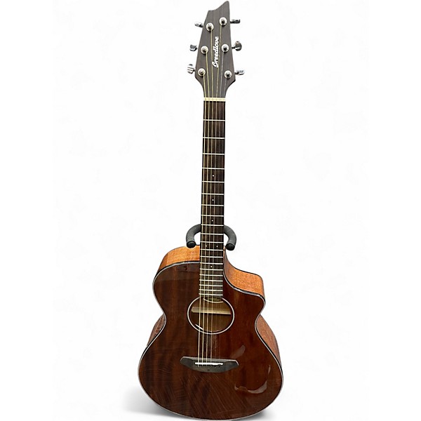 Used Breedlove Discovery Concert Natural Acoustic Guitar