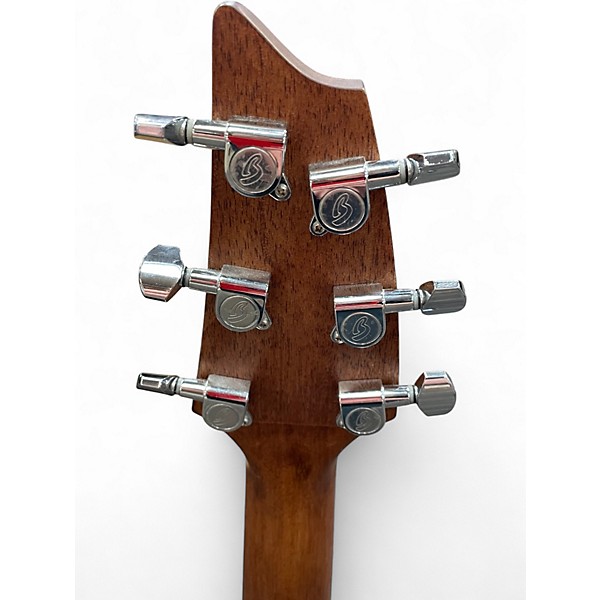 Used Breedlove Discovery Concert Natural Acoustic Guitar