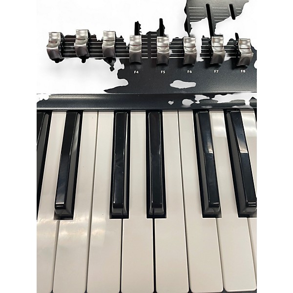 Used Behringer MOTOR 49 MIDI Controller