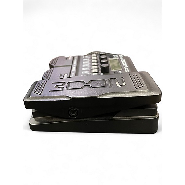 Used Zoom g1x four Effect Processor