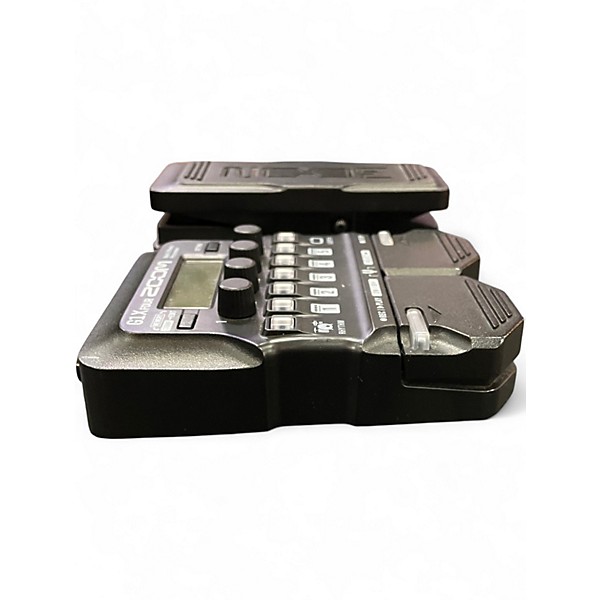 Used Zoom g1x four Effect Processor