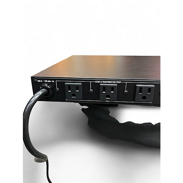 Used Furman P-1800 AR