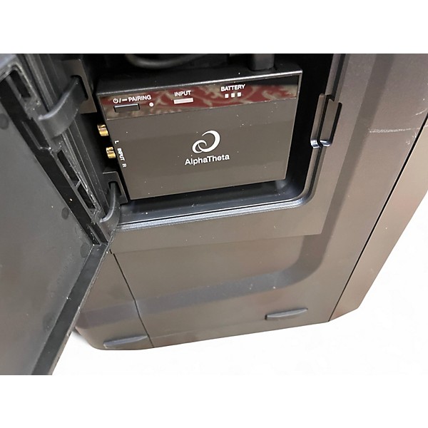 Used AlphaTheta WAVE 8  BATTERY POWERED PA SPEAKER PAIR Powered Speaker