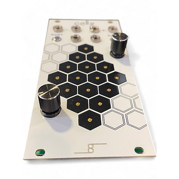 Used Cre8audio CELLZ Synthesizer