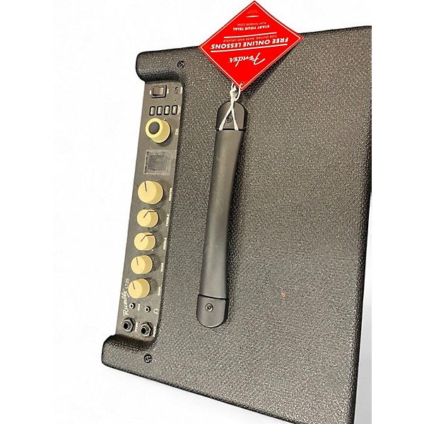 Used Fender RUMBLE LT25 Bass Combo Amp