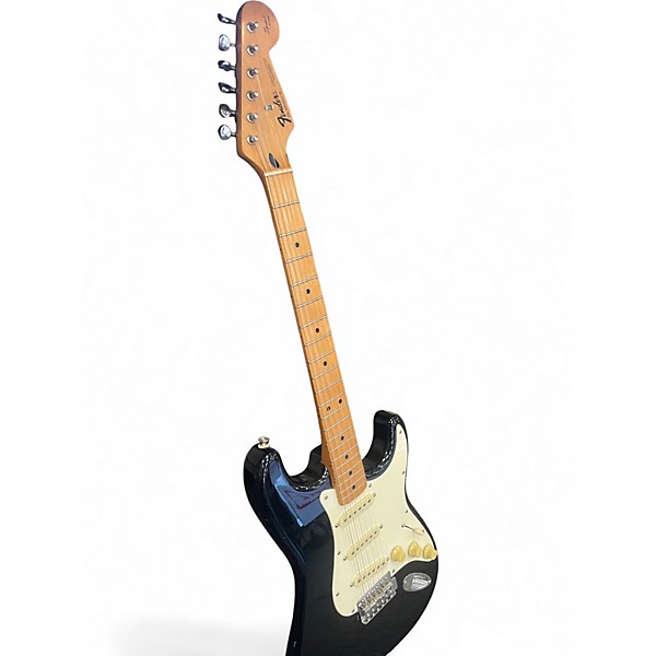 Used 1995 Fender Squier Series Stratocaster Black Solid Body Electric Guitar