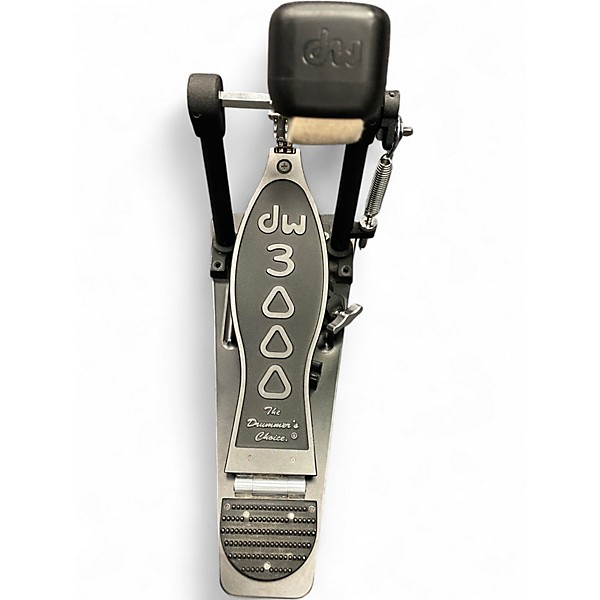 Used DW 3000 Series Single Single Bass Drum Pedal