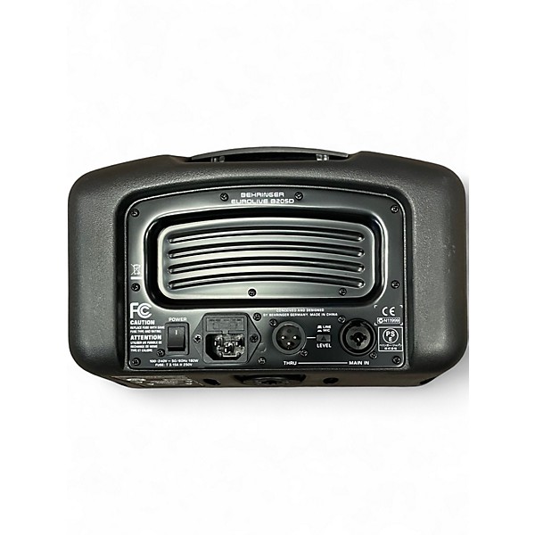 Used Behringer EUROLIVE B205D Powered Speaker