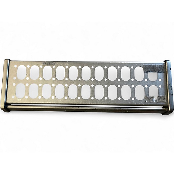 Used Livewire PB200 Pedal Board