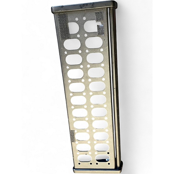 Used Livewire PB200 Pedal Board