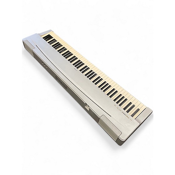 Used Yamaha P-70 Digital Piano