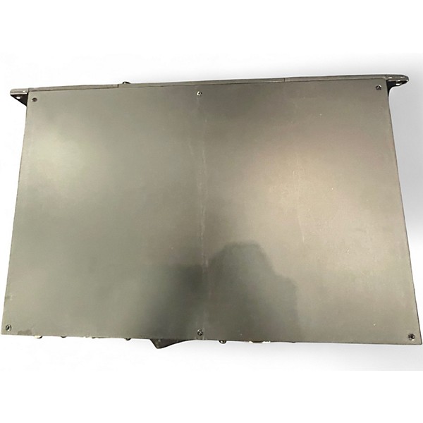 Used Behringer NX4 6000 Power Amp