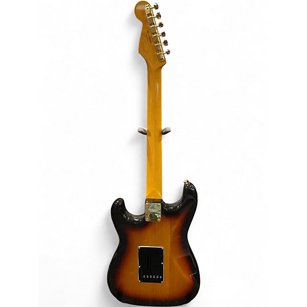 Used Fender Traditional '60s Stratocaster 2 Color Sunburst Solid Body Electric Guitar