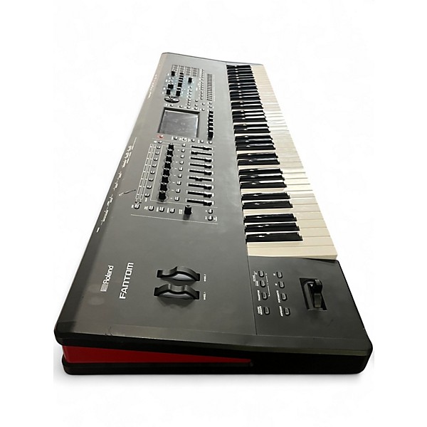 Used Roland Fantom 7 Keyboard Workstation