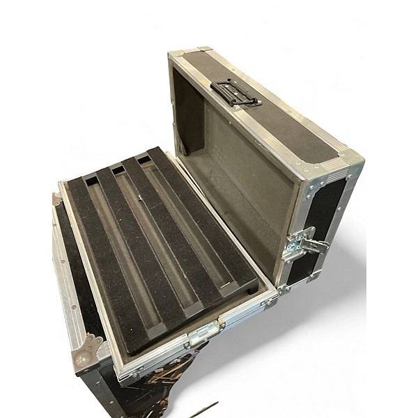 Used Pedaltrain pedaltrain 2 Pedal Board