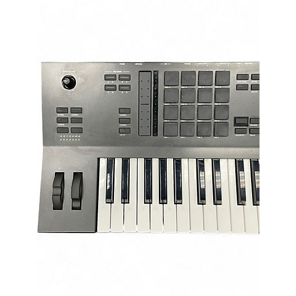 Used Akai Professional MPC Key 61 Keyboard Workstation