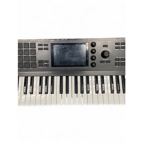 Used Akai Professional MPC Key 61 Keyboard Workstation