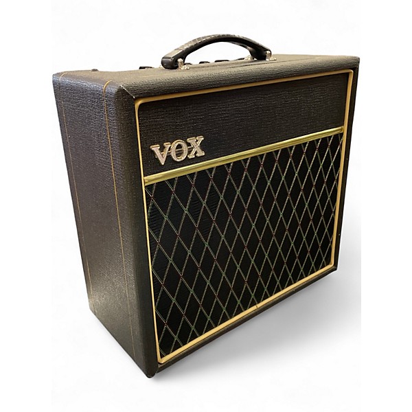 Used VOX V9168R Pathfinder 15R 15W 1X8 Guitar Combo Amp