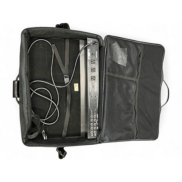 Used Furman spb8 Pedal Board