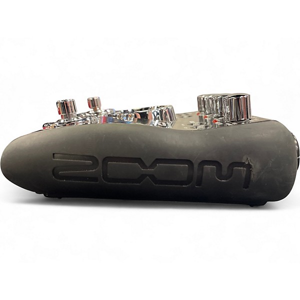 Used Zoom G2 Effect Processor