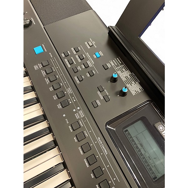 Used Yamaha PSREW425 Portable Keyboard