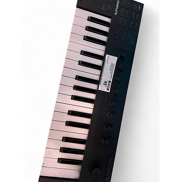 Used Native Instruments KONTROL M32 MIDI Controller