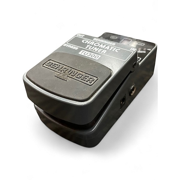 Used Behringer TU300 Chromatic Tuner Pedal