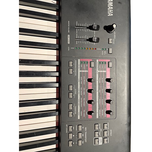 Used Yamaha MOX8 88 Key Keyboard Workstation