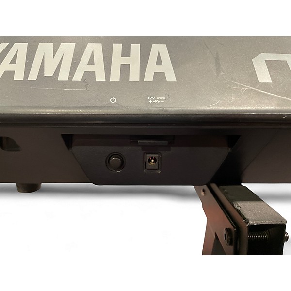 Used Yamaha MOX8 88 Key Keyboard Workstation