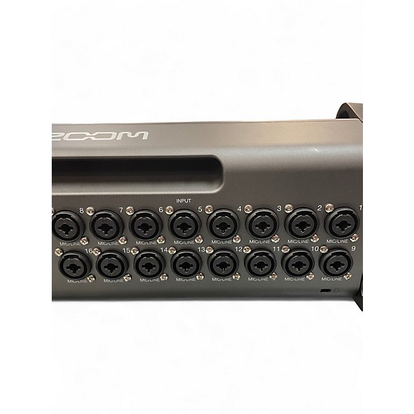 Used Zoom LIVETALK L-20R Digital Mixer