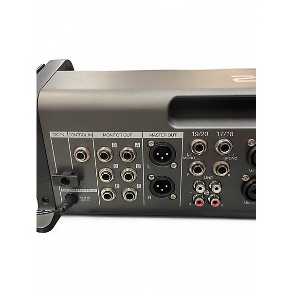 Used Zoom LIVETALK L-20R Digital Mixer