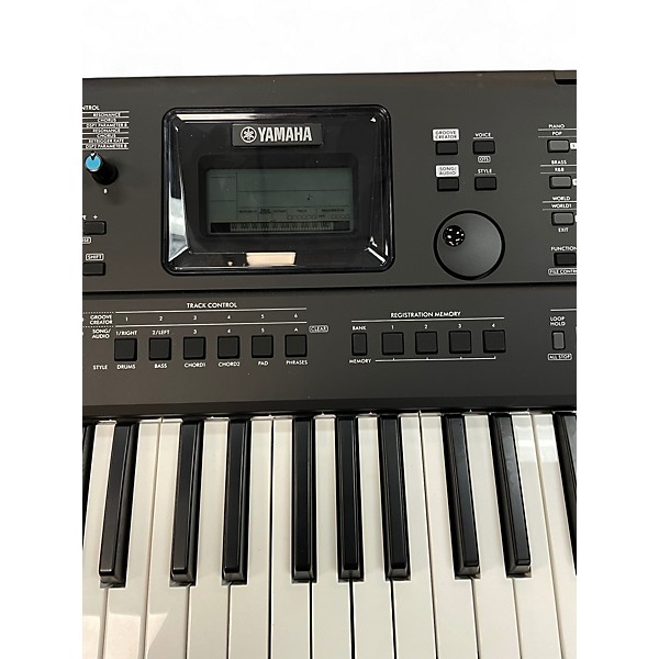 Used Yamaha PSRE473 61 Key Portable Keyboard