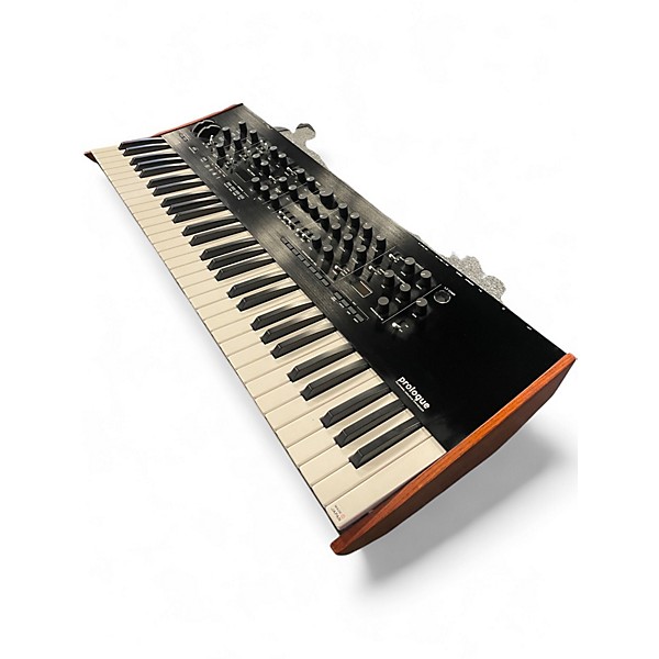 Used KORG PROLOGUE-16 Synthesizer