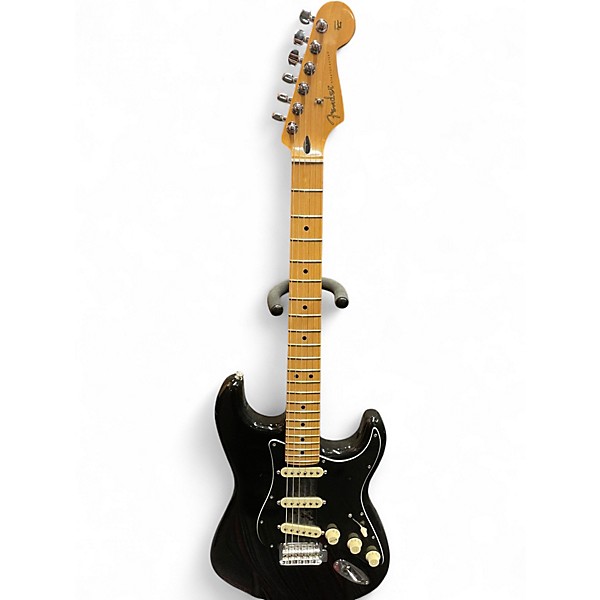 Used Fender PLAYER SERIES LIMITED EDITION STRATOCASTER Black Solid Body Electric Guitar